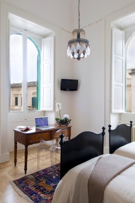 Palazzo De Giorgi B&B Lecce Pokój zdjęcie