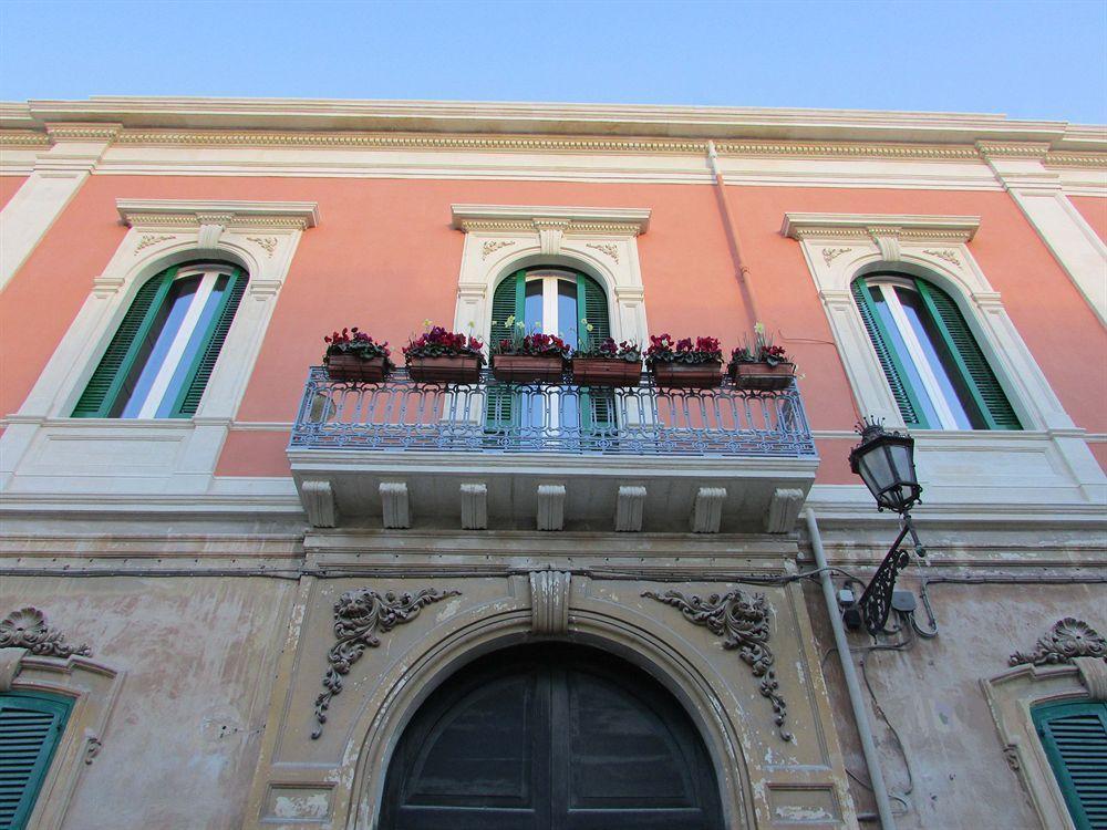 Palazzo De Giorgi B&B Lecce Zewnętrze zdjęcie