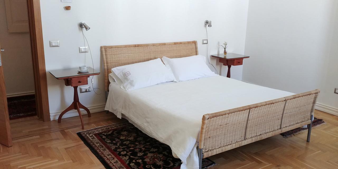 Palazzo De Giorgi B&B Lecce Zewnętrze zdjęcie